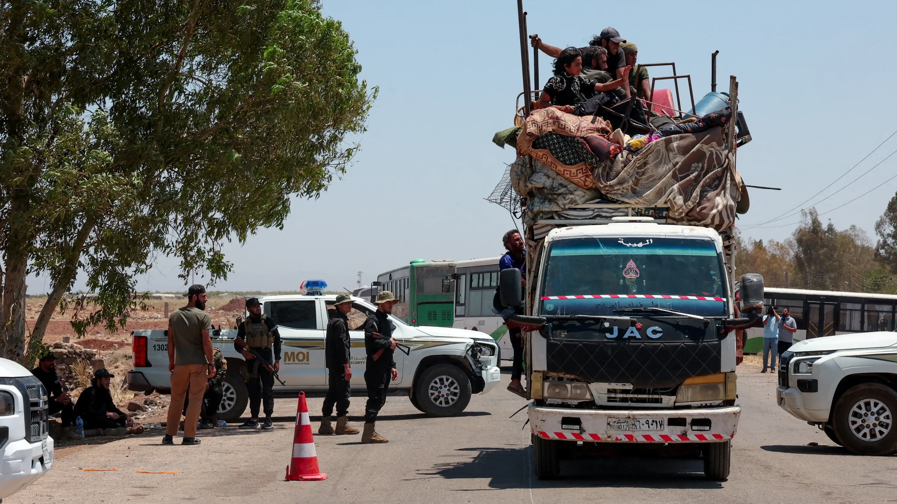 عقوبات بريطانية جديدة على سوريين.. ما السبب؟ 