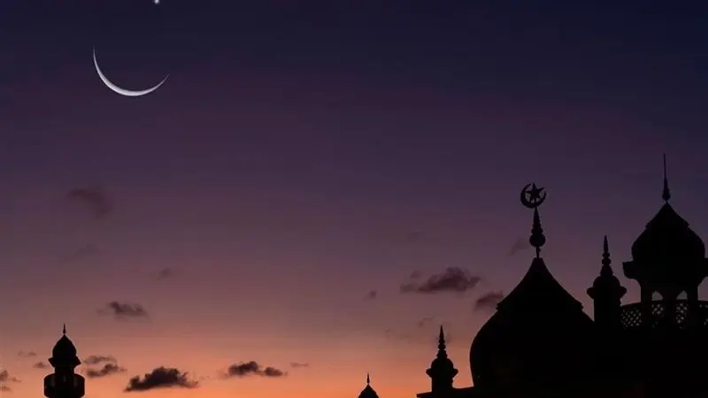 موعد رؤية هلال رمضان 2025 في العراق والقنوات الناقلة