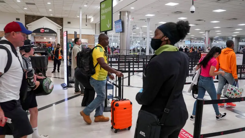 تأجيل مزيد من الرحلات بأميركا مع استمرار الإغلاق الحكومي