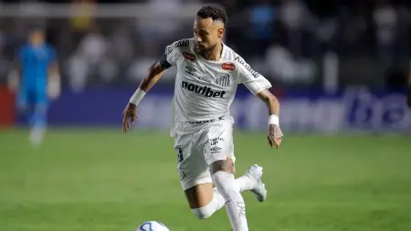 related_news_inside_blogsغضب جماهيري واشتباك مع نيمار بعد تعادل سانتوس في سود أميركانا