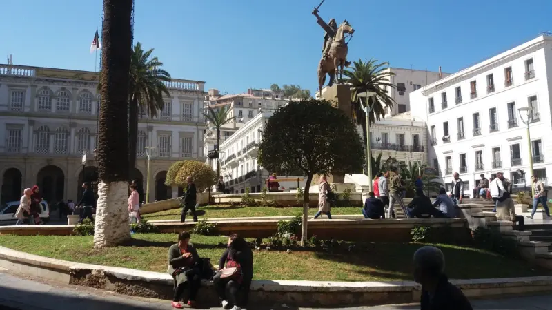 جدول الإجازات الرسمية في الجزائر 2024.. استعد لعطلات مميزة