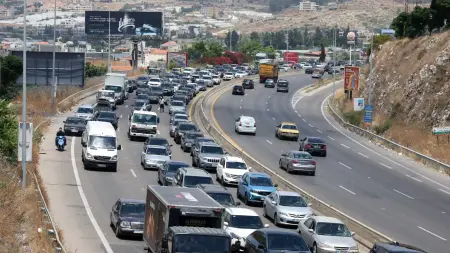 related_news_inside_blogsفيديو - جنوب لبنان بعد خروج إسرائيل.. سيطرة الجيش أم عودة "حزب الله"؟