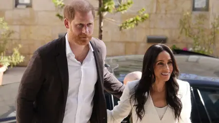 فيديو - لحظات نادرة.. هكذا احتفلت ميغان ماركل وأطفالها بعيد الفصح