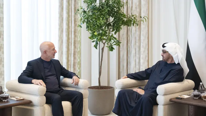 محمد بن زايد يبحث مع رئيس أمازون التعاون في الذكاء الاصطناعي