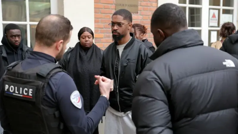 تحقيقات تكشف صلة محتملة لإيران بمحاولة تفجير "بنك أوف أميركا" بباريس