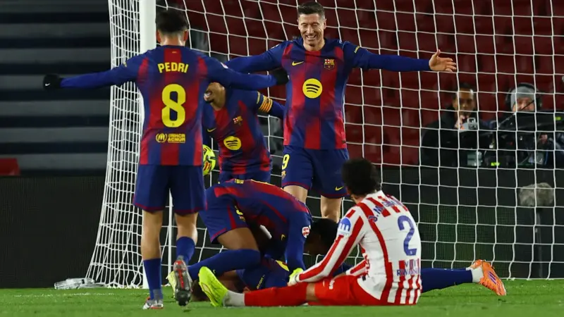 ترتيب الدوري الإسباني.. برشلونة يطير بالصدارة ويُعطل أتليتكو مدريد