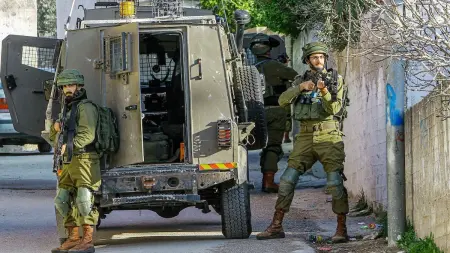 related_news_inside_blogsفيديو - ببدلة العرس.. الجيش الإسرائيلي يعتقل فلسطينيا في يوم زفافه