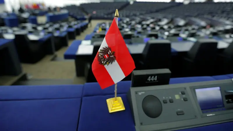 النمسا تؤكد تأييد العقوبات الجديدة على روسيا