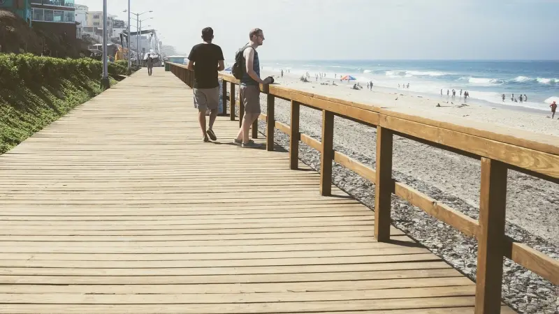 نصائح مهمة عند الخروج في أوقات الحر