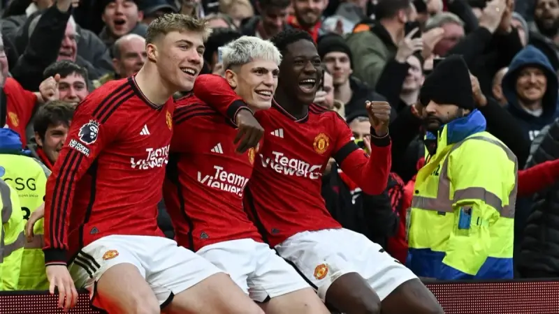 فيديو - شُبّان مانشستر يونايتد يُكرمون ضيافة وست هام بثلاثية نظيفة