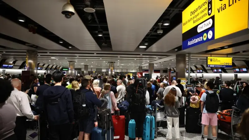 مصر.. عطل الطيران في بريطانيا يربك رحلات الغردقة وشرم الشيخ