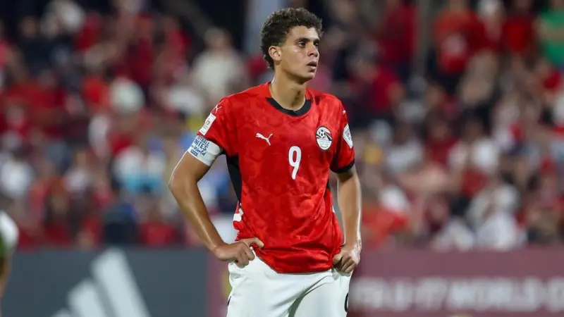 موقف مدرب الأهلي يس توروب من انتقال حمزة عبد الكريم إلى برشلونة