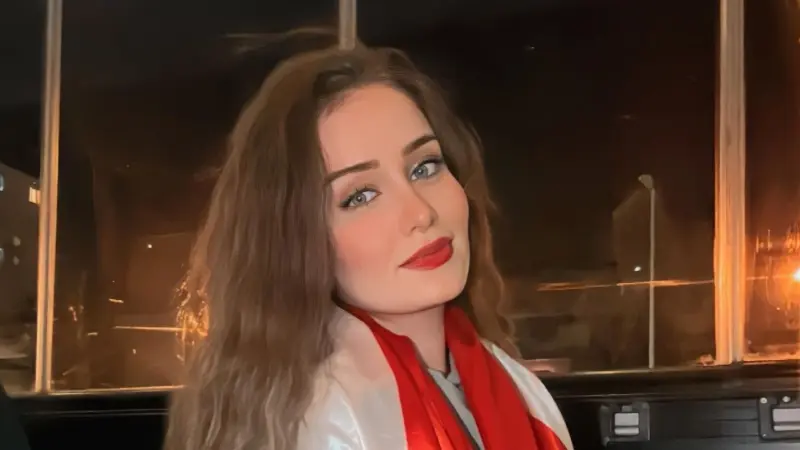 "الله اختارني لهذا الاختبار".. ما هو مرض فيان السليماني ملكة جمال العراق؟