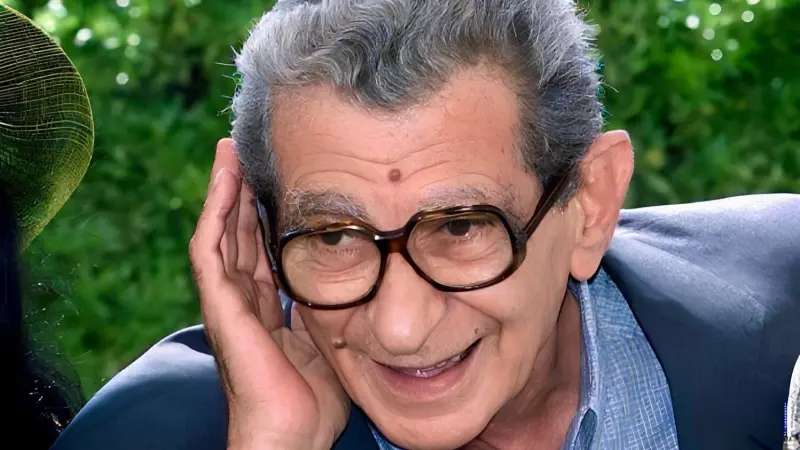 مئوية يوسف شاهين.. مخرج كسر القوالب وغيّر وجه السينما