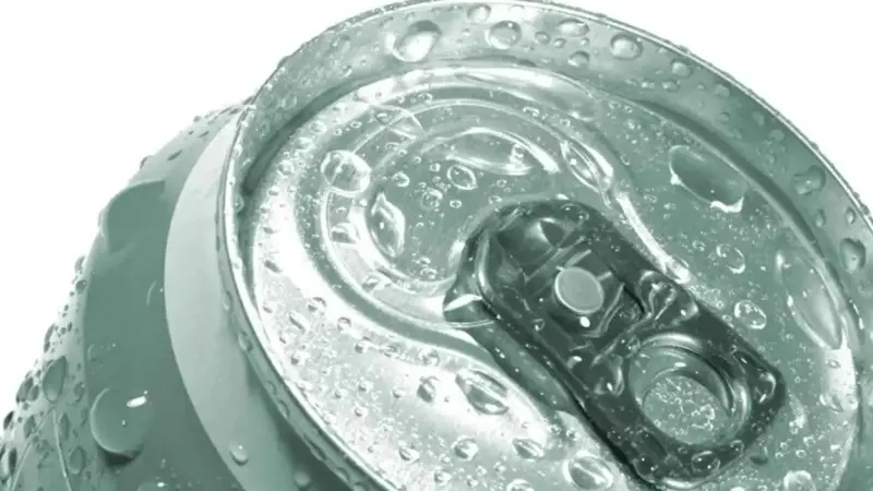 ما أضرار مشروب الطاقة؟ قائمة كاملة بالمخاطر