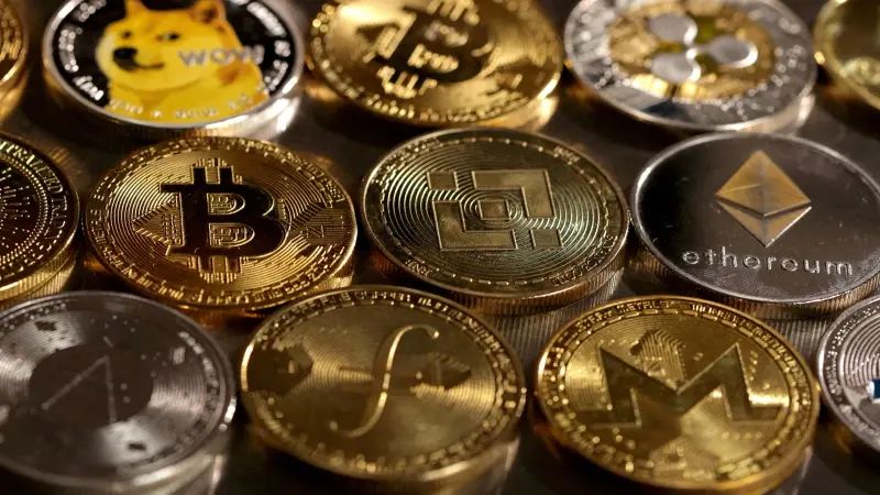 البيتكوين يقود تعافي الكريبتو ويصعد 1.24%