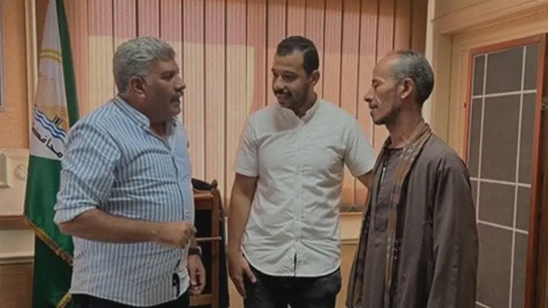 بعد فيديو بائع البطاطا.. إجراء حكومي عاجل ضد موظف الإشغالات في مصر