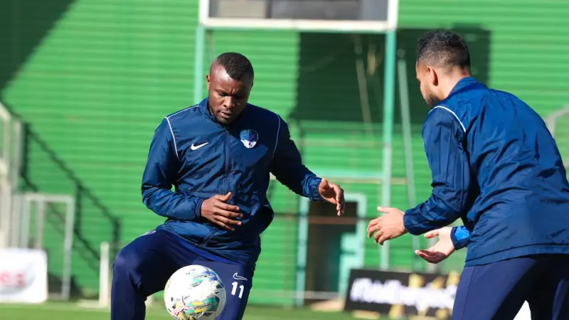 القنوات الناقلة لمباراة الهلال واتحاد العاصمة اليوم.. الهلال بنغازي يتحدى حامل اللقب