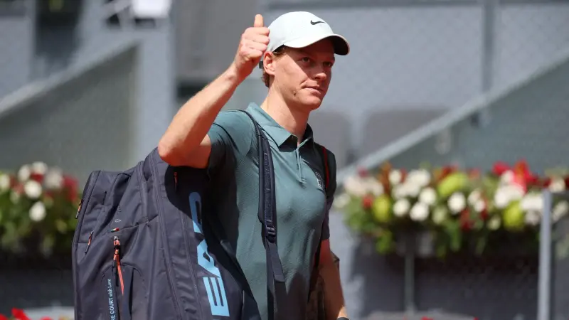 نتائج اليوم الثلاثاء في بطولة مدريد للتنس.. سينر يواصل التألق وسابالينكا تُجرّد من لقبها