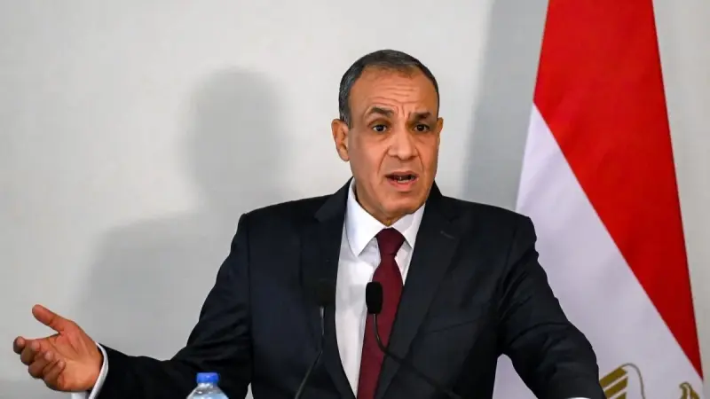 وزير الخارجية المصري في بورتسودان لبحث تسوية الأزمة