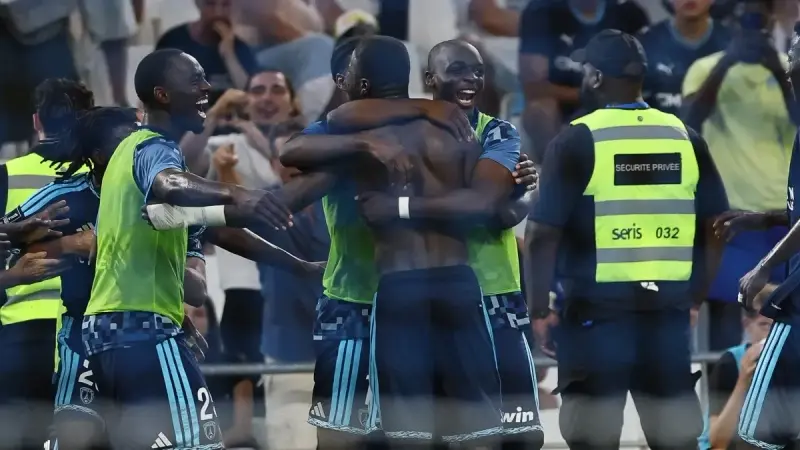 نتائج مباريات اليوم في الدوري الفرنسي.. ستراسبورغ يكتسح تروا وباريس يفوز على مارسيليا