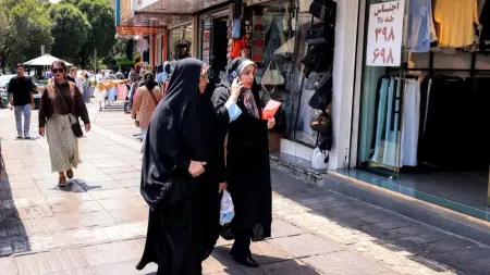 المشهد باختصار: إيران تعترف بتداعيات العقوبات الأميركية.. والضفة الغربية تشتعل