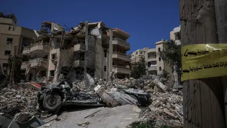 الجيش الإسرائيلي: قصف أهداف لـ"حزب الله" بعد خرق الاتفاق جنوب لبنان