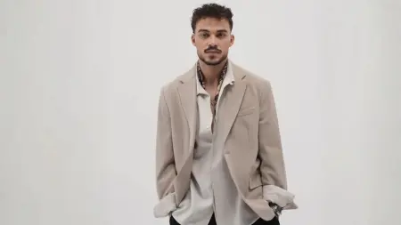 related_news_inside_blogsأول تعليق من السيلاوي بعد اتهامه بازدراء الأديان.. وهجوم على والده بسبب مواقفه