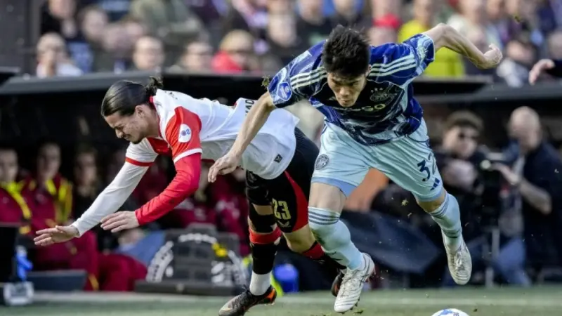 إصابة مقلقة تهدد حلم الياباني تومياسو في المشاركة بالمونديال