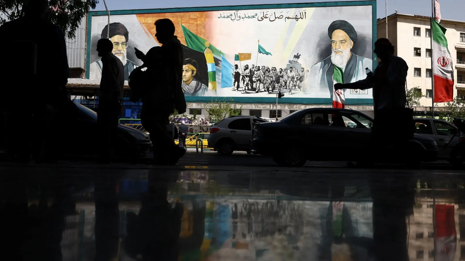 عائلاتهم تعيش هناك.. هل حقا يرغب قادة إيران في "موت أميركا"؟ #أميركا 