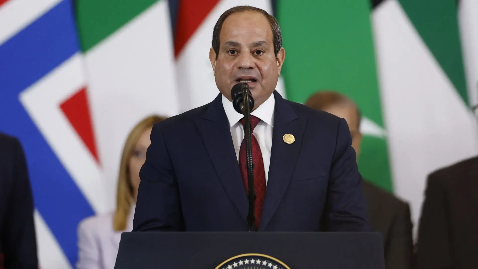 الرئيس السيسي كشف عن أسرار حول فترة توليه المخابرات (رويترز) الرئيس السيسي كشف عن أسرار حول فترة توليه المخابرات (رويترز)
