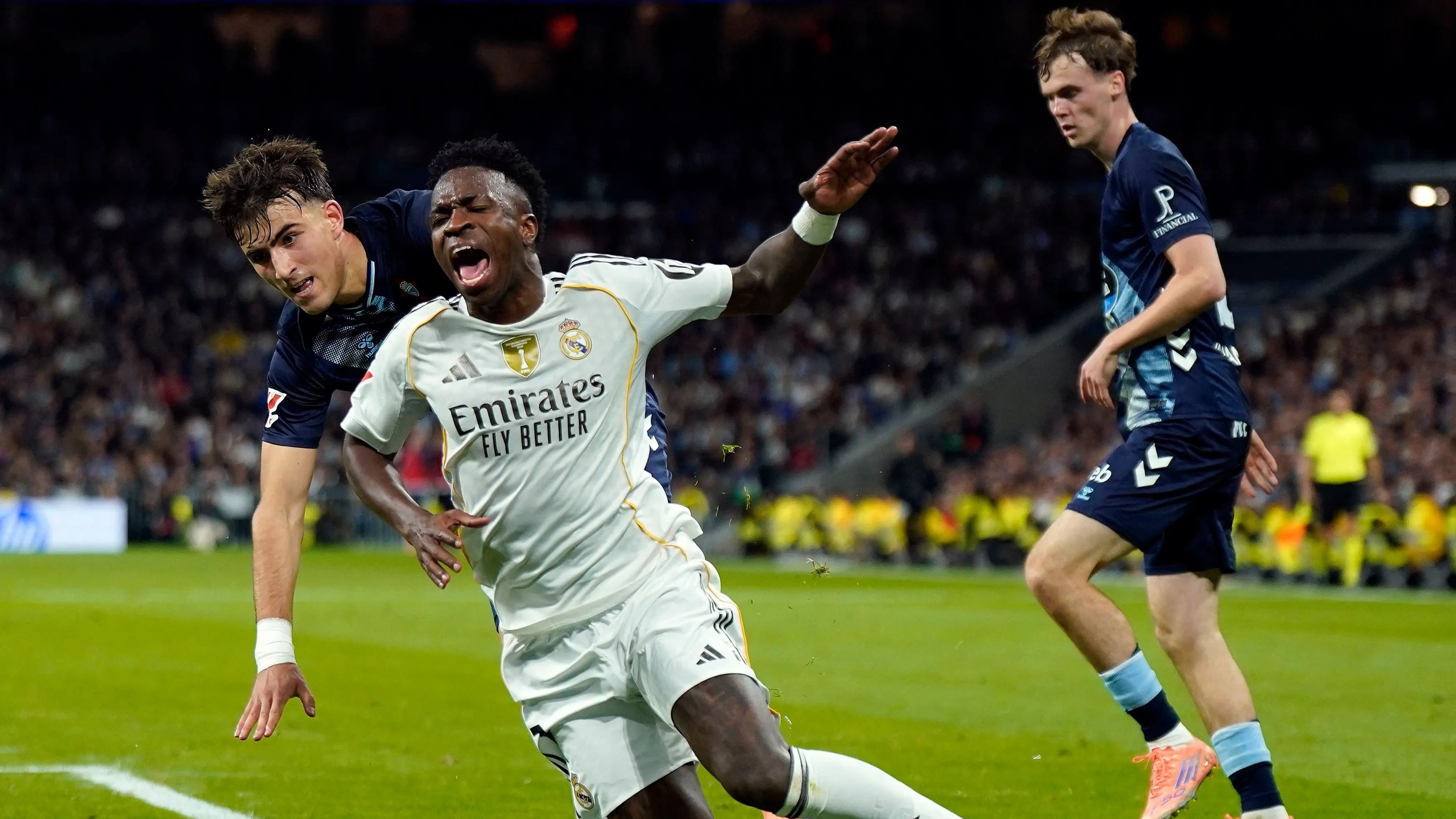 الدوري الإسباني - ريال مدريد يعود للترنح ويتلقى هزيمة ثقيلة أمام سيلتا فيغو 