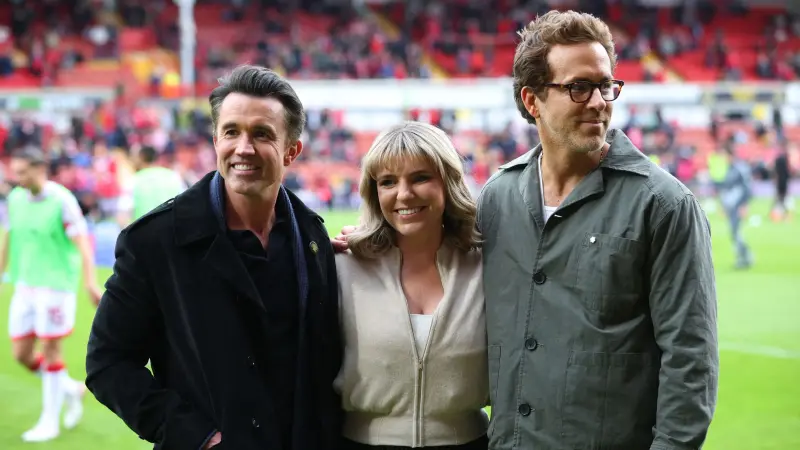 رحلة هوليوود التاريخية.. نادي ريكسهام لكرة القدم يحقق الصعود الثالث