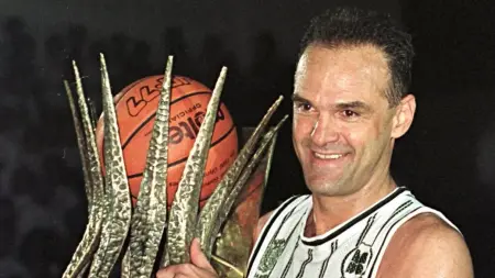 related_news_inside_blogsأسطورة كرة السلة البرازيلية.. من هو أوسكار شميت وسبب وفاته؟