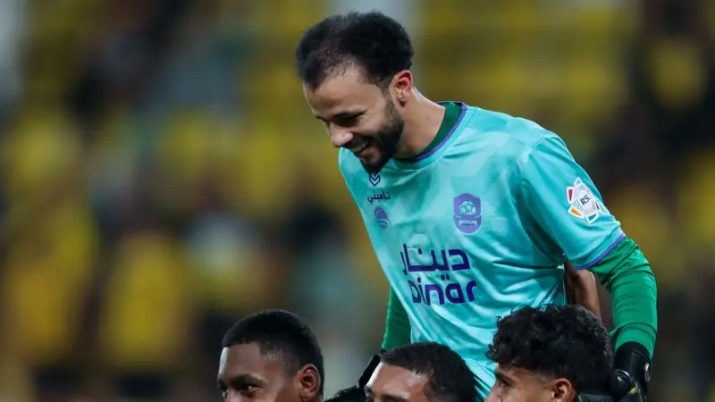 كأس خادم الحرمين.. مشاري سنيور يصنع حدثا نادرا والرائد يتأهل رفقة الشباب