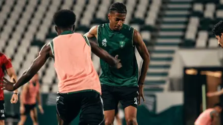 القنوات الناقلة لمباراة الأهلي اليوم ضد أبها مع موعد المباراة والتشكيلة.. الأهلي يتطلع لمواصلة صحوته