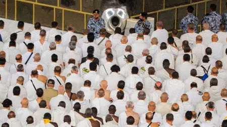 related_news_inside_blogsفيديو - الحجاج يؤدون طواف الإفاضة بعد الوقوف بعرفات