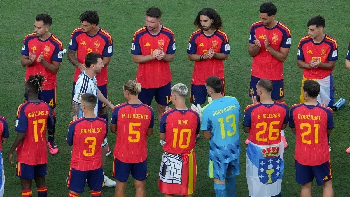 8 لاعبين من برشلونة فازوا بكأس العالم 2026 (رويترز) 8 لاعبين من برشلونة فازوا بكأس العالم 2026 (رويترز)