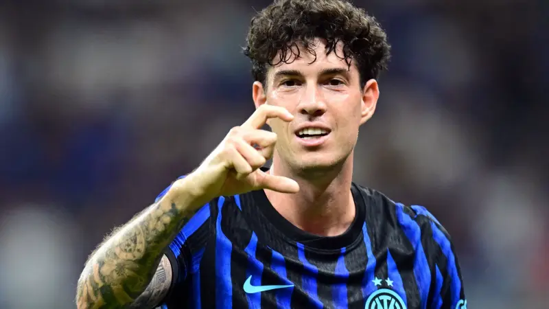 جون مارتن.. الخيار الشاب لبرشلونة في حال تعثر صفقة أليساندرو باستوني