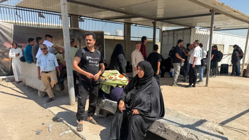 بينهم منفذ الشلامجة.. العراق يعلن استئناف العمل في 3 معابر برية
