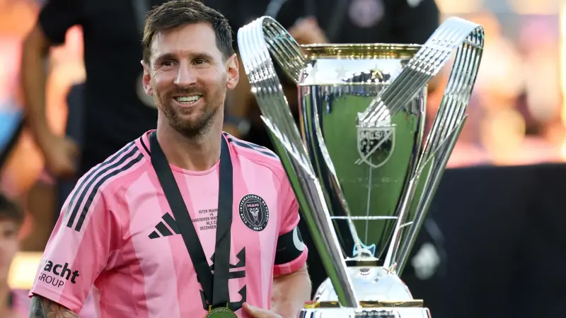 في عام المونديال.. مواجهة ميسي وسون تشعل افتتاح الدوري الأميركي في لوس أنجلوس