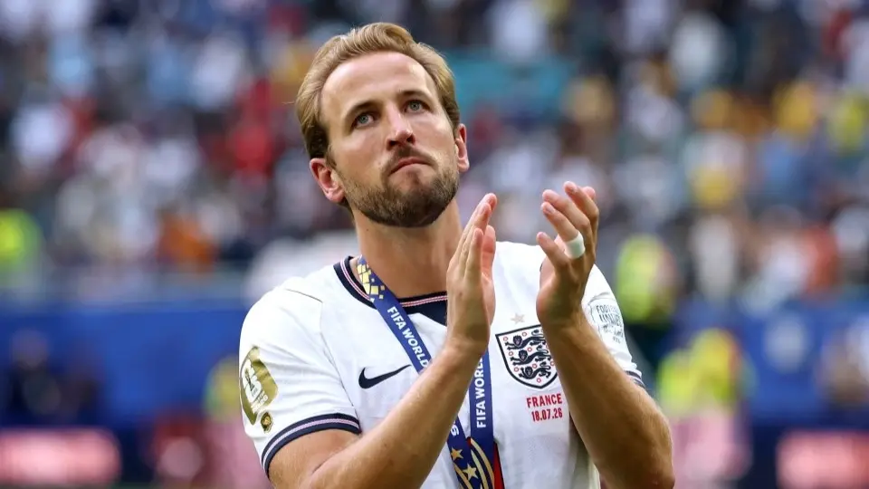 الهلال السعودي يفتح خط المفاوضات للتعاقد مع النجم هاري كين (إكس) الهلال السعودي يفتح خط المفاوضات للتعاقد مع النجم هاري كين (إكس)
