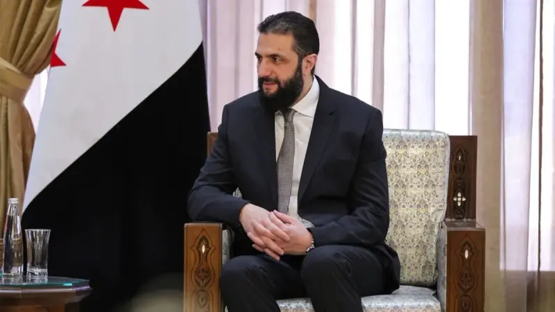 فيديو - الشرع يفاجئ المواطنين في حديقة تشرين