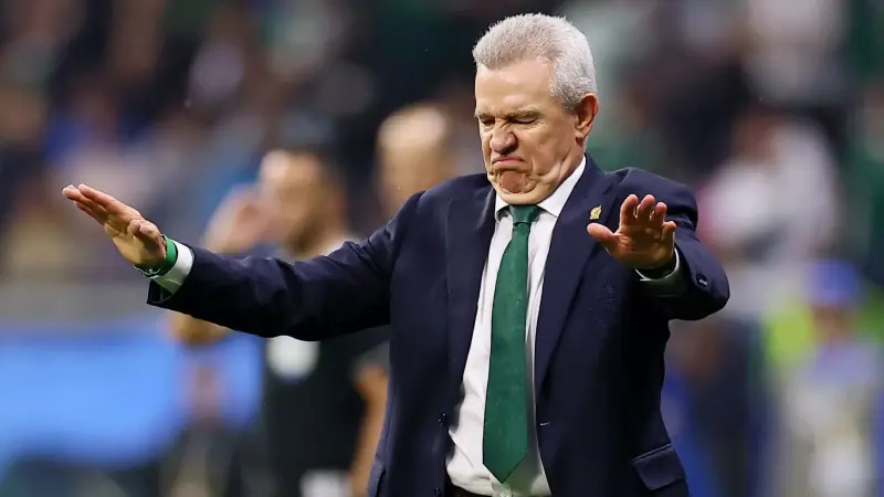 الدوري الإسباني - عبر فالنسيا.. خافيير أغيري يعود في مهمة إنقاذ جديدة