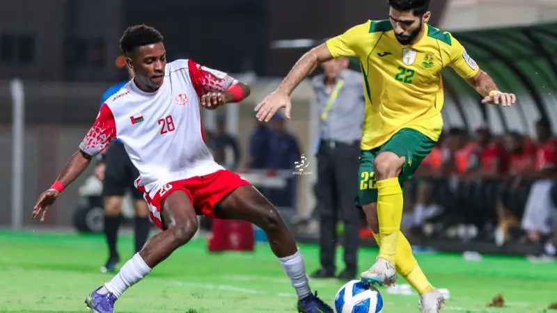 القنوات الناقلة وموعد مباراة ظفار وبهلاء اليوم.. بهلاء تتحدى ظفار في نصف النهائيّ