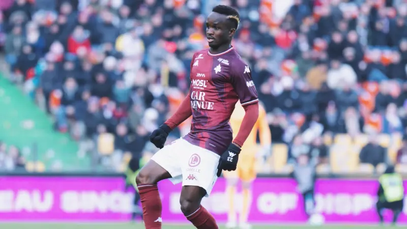 القنوات الناقلة لمباراة ستاد ريمس ضد ميتز في الدوري الفرنسي لتفادي الهبوط مع الموعد والتشكيلة