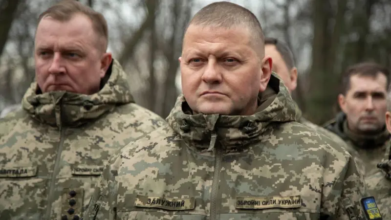 شعبية واسعة.. من هو "البديل الصامت" لزيلينسكي؟