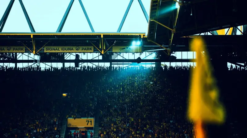 يورو 2024 - غرامة مالية بحق "مُتسلق" سقف ملعب دورتموند