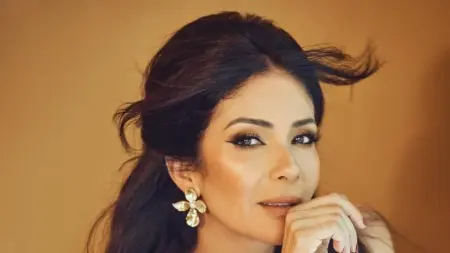 related_news_inside_blogsزواج سري وخيانة.. ما الذي يحدث مع منى زكي في مسلسل طالع نازل؟