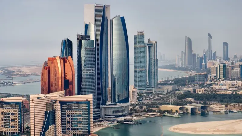 أبوظبي تستضيف أولى نسخ "رياحيات" في يوم المرأة الإماراتية